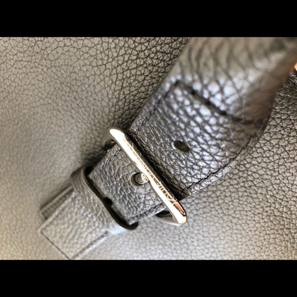 Louis Vuitton 
Voyage Tote
Black Taurillon Leather - Picture 11 of 12